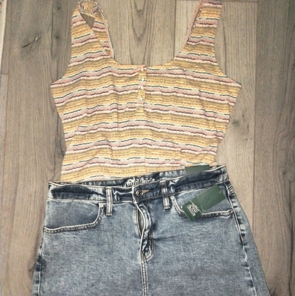 Peachy colors striped knit bodysuit stretchy size Large wild fable nwot - Picture 5 of 5